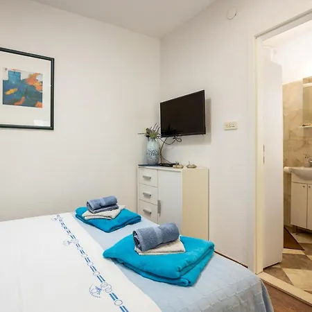 Aparrtment Terra- Combine Beach&Old Town Split Exterior photo