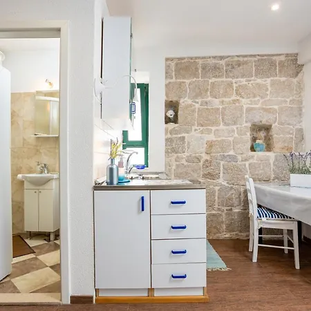Aparrtment Terra- Combine Beach&Old Town Split Exterior photo